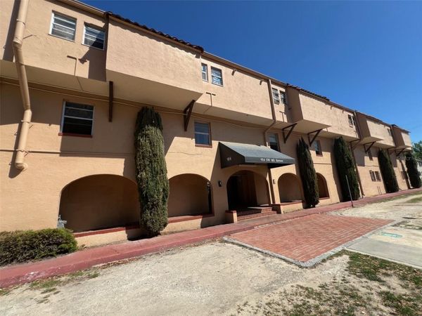 914 SW 8TH AVENUE , Unit 44, GAINESVILLE, FL 32601