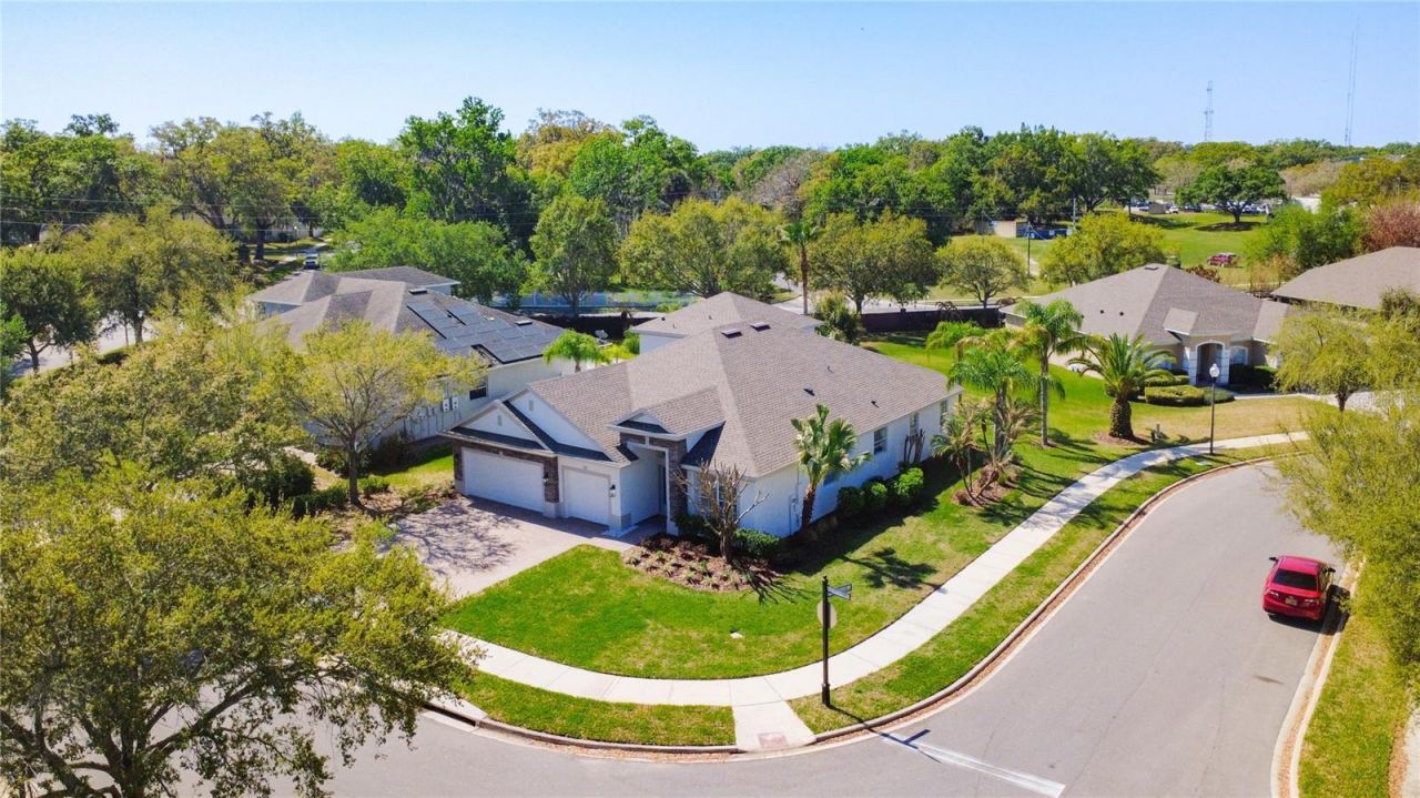 336 Courtlea Park Drive , Winter Garden, FL 34787 Photo