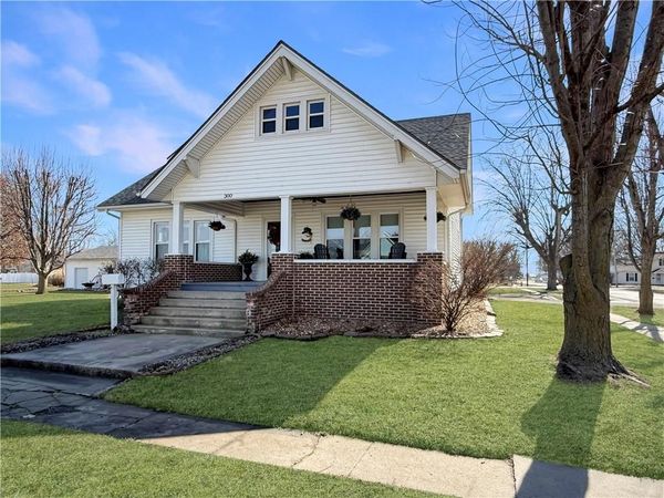 300 E 2nd Street, Norborne, MO 64668