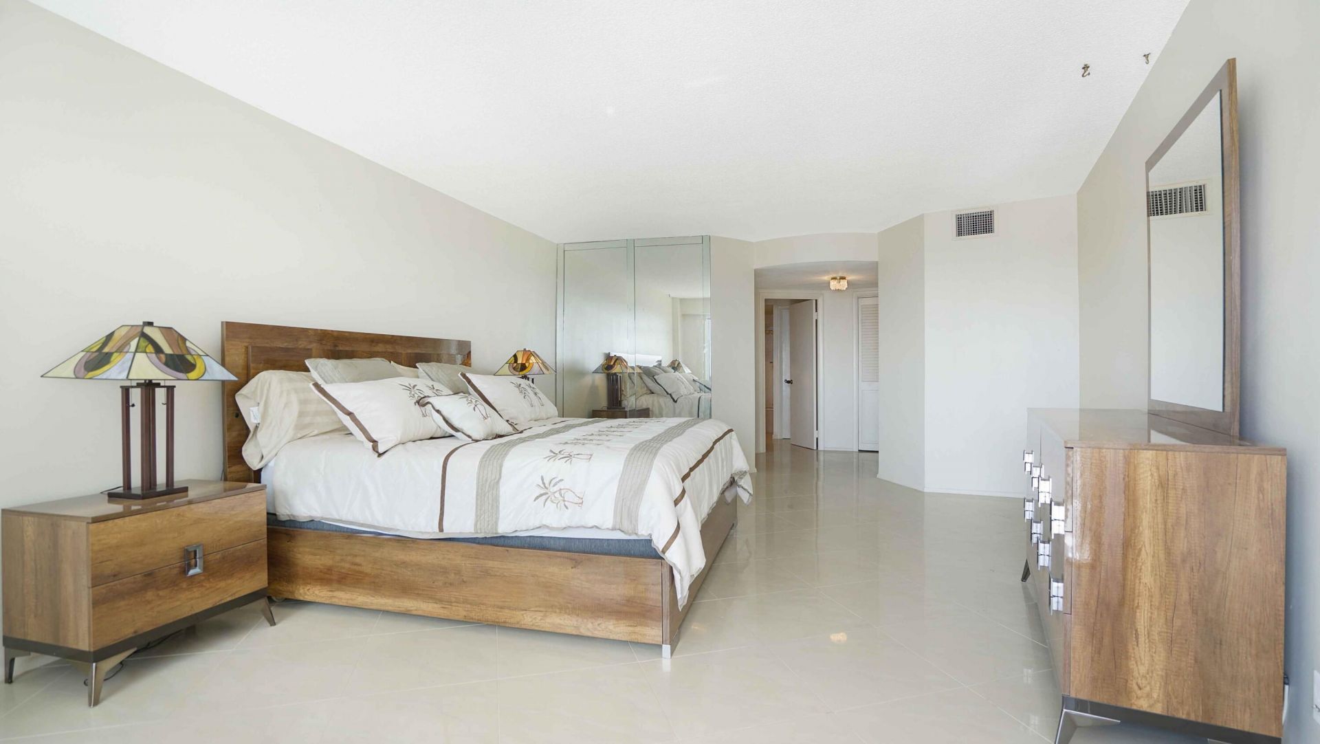 4100 Galt Ocean Drive, Unit 1403, Fort Lauderdale, FL 33308 Photo