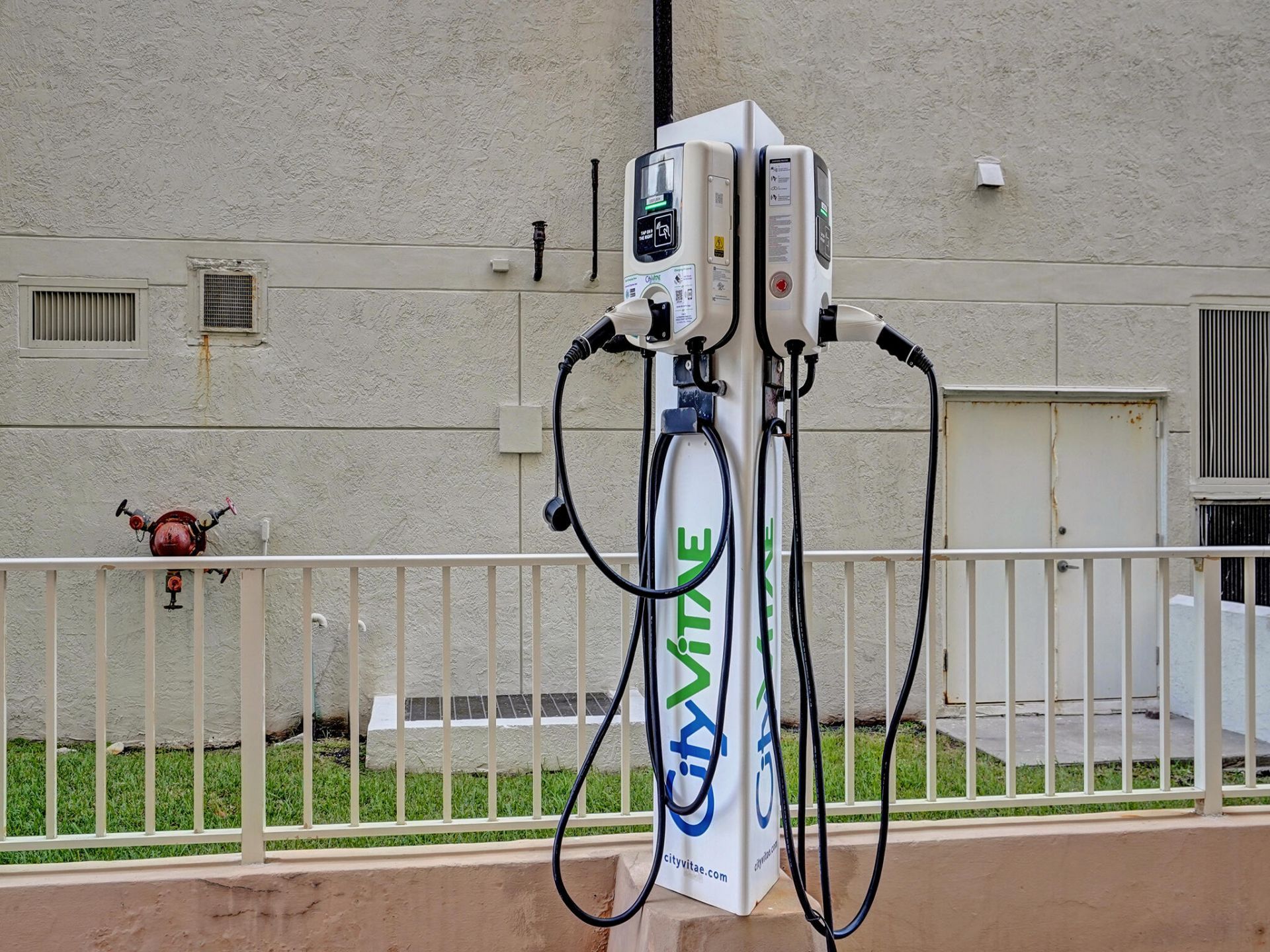 4100 Galt Ocean Drive, Unit 1403, Fort Lauderdale, FL 33308 Photo