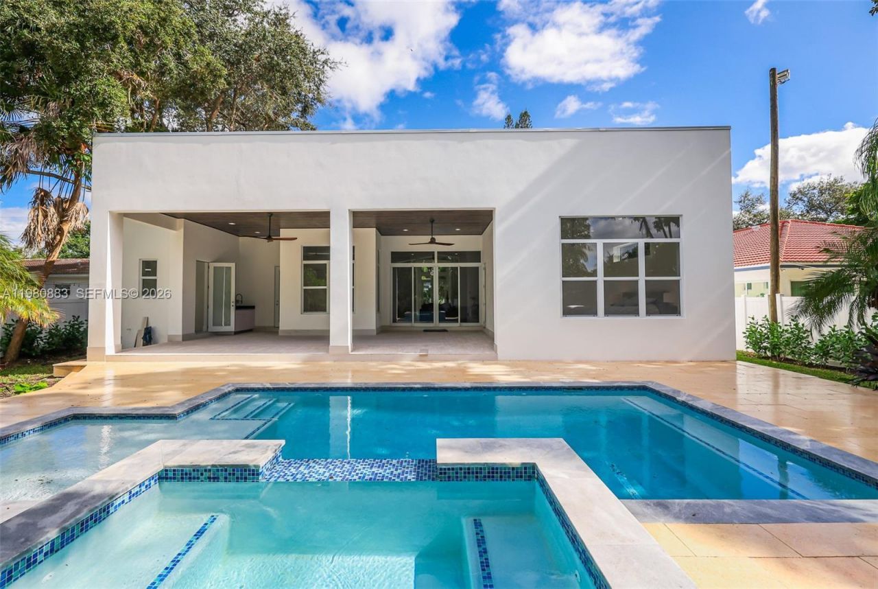 11780 NE 8th Ave, Biscayne Park, FL 33161 Photo