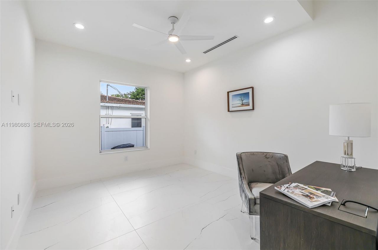 11780 NE 8th Ave, Biscayne Park, FL 33161 Photo