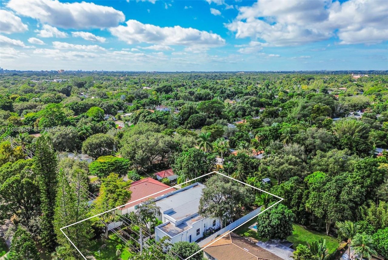 11780 NE 8th Ave , Biscayne Park, FL 33161 Photo