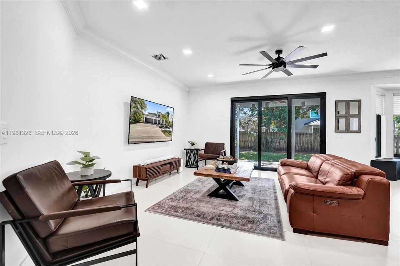 13076 NW 14th St, Pembroke Pines, FL 33028 Photo