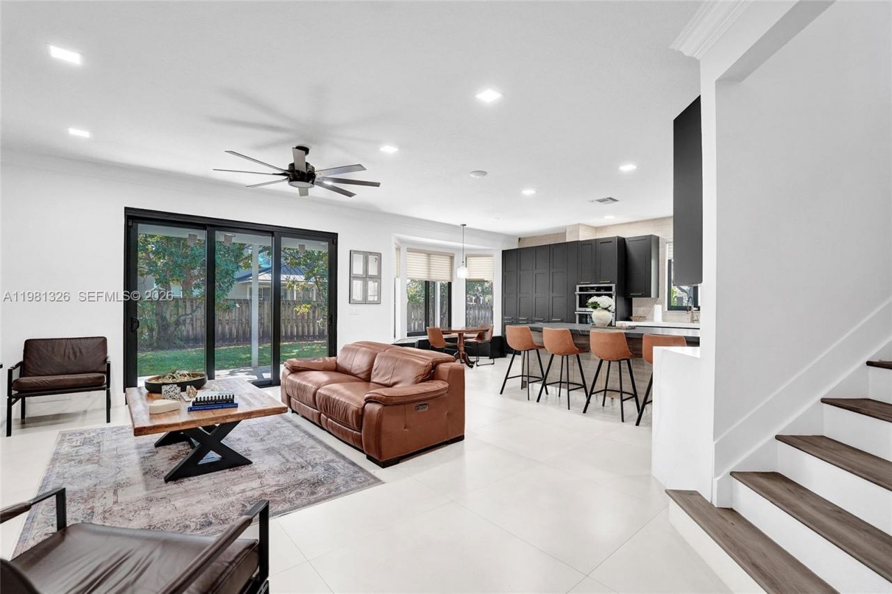 13076 NW 14th St , Pembroke Pines, FL 33028 Photo