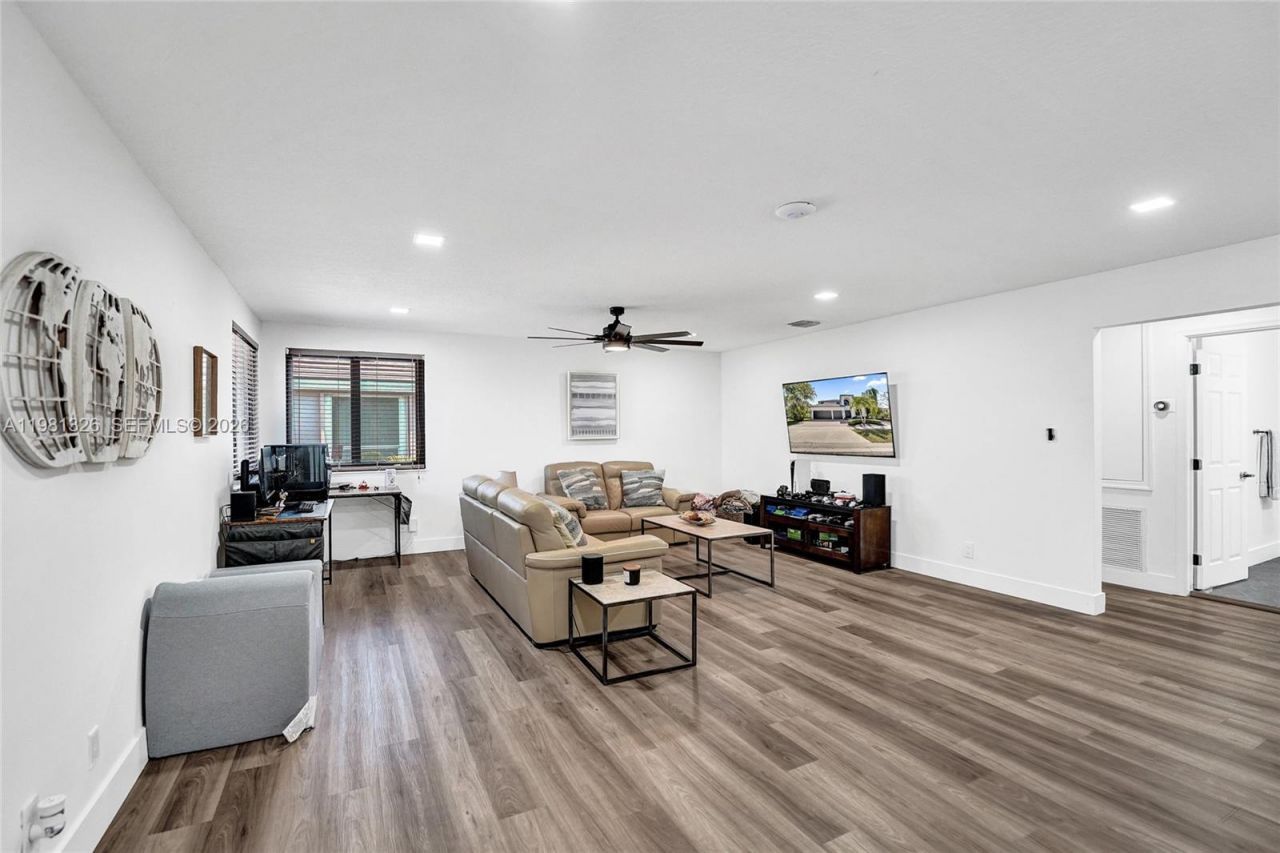 13076 NW 14th St, Pembroke Pines, FL 33028 Photo