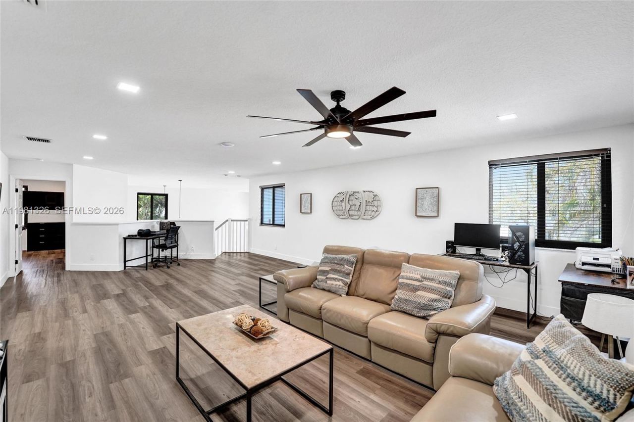 13076 NW 14th St, Pembroke Pines, FL 33028 Photo