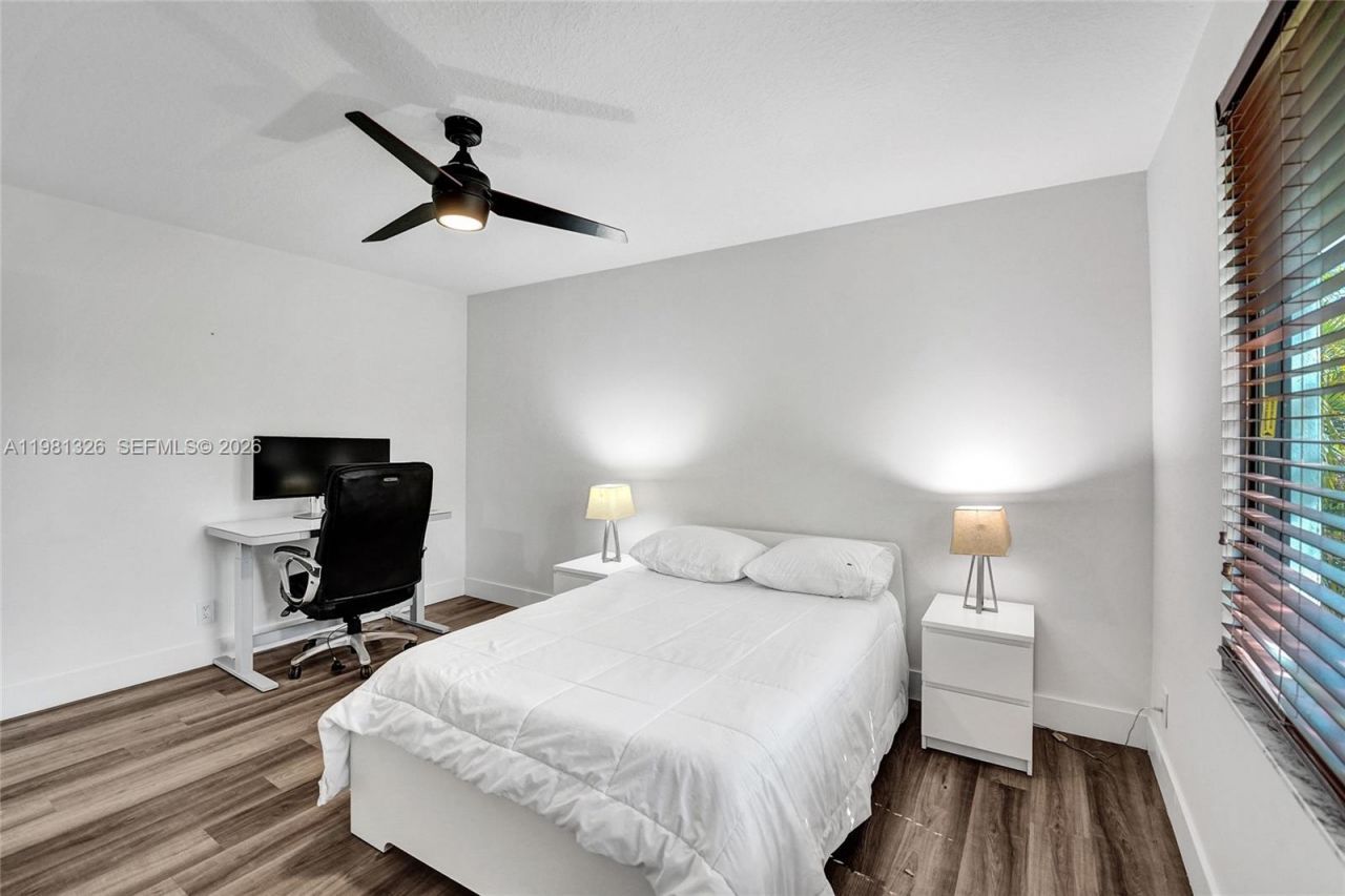 13076 NW 14th St, Pembroke Pines, FL 33028 Photo