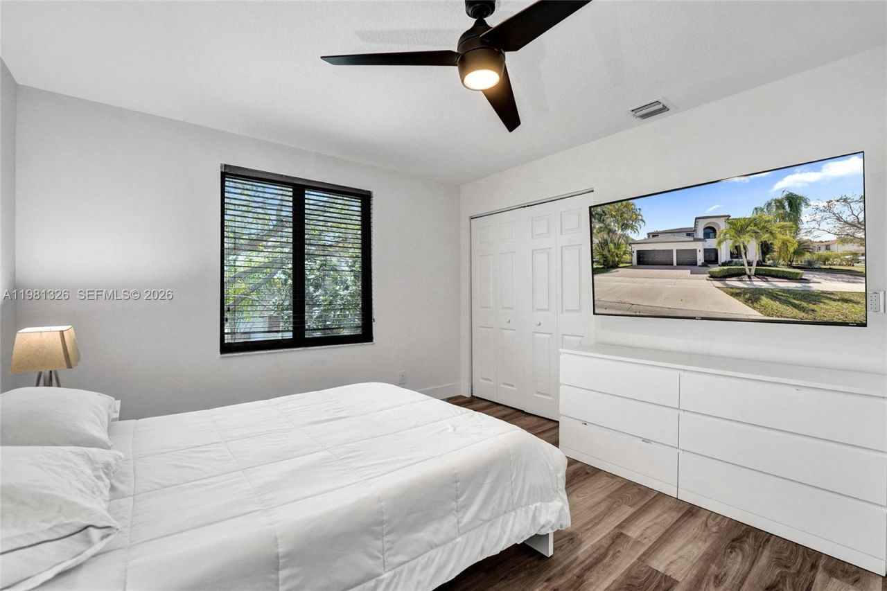 13076 NW 14th St , Pembroke Pines, FL 33028 Photo