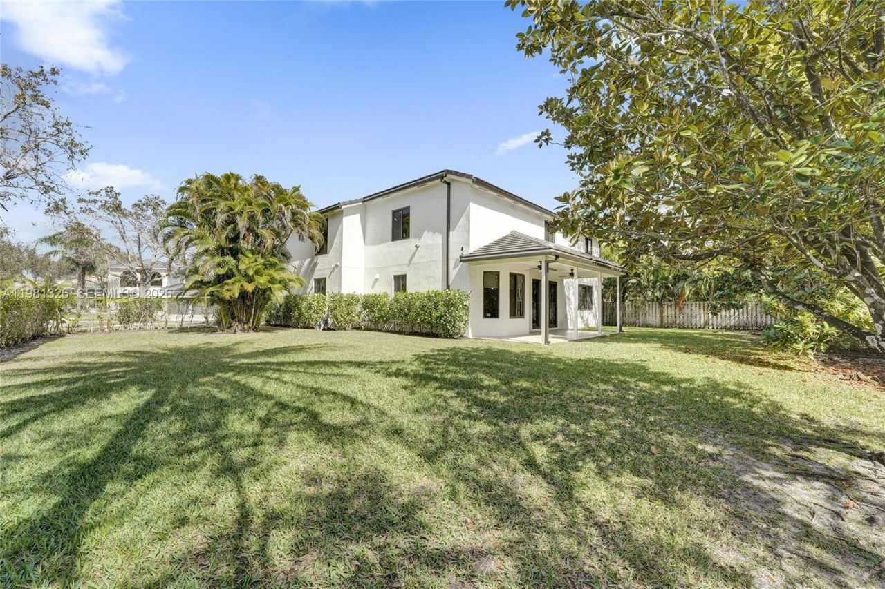 13076 NW 14th St , Pembroke Pines, FL 33028 Photo