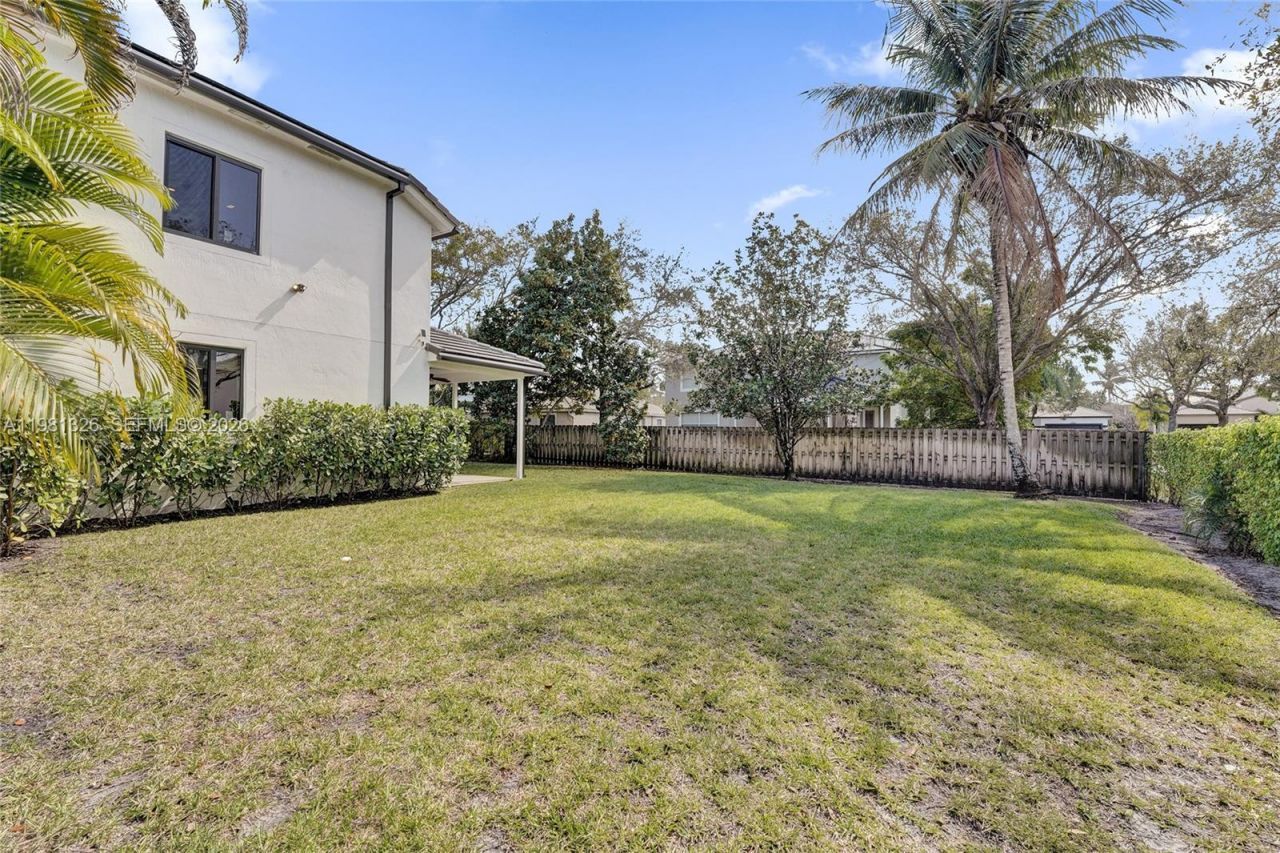 13076 NW 14th St, Pembroke Pines, FL 33028 Photo