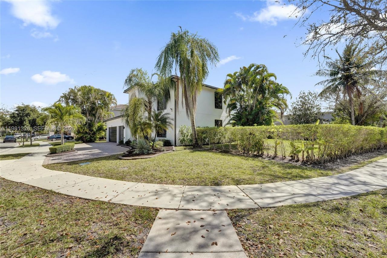 13076 NW 14th St, Pembroke Pines, FL 33028 Photo