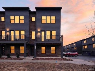 2125 Evergreen Drive, Ann Arbor, MI 48108