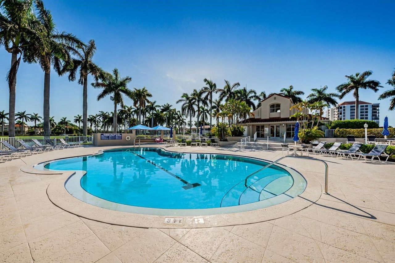 5900 Bahia Del Mar Circle, Unit 138, Saint Petersburg, FL 33715 Photo