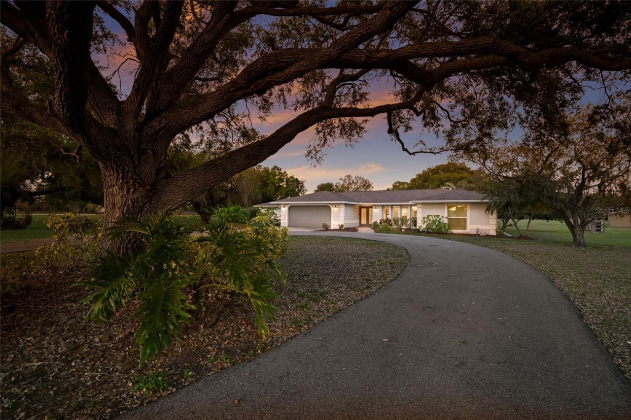 1516 Fox Creek Drive, Sarasota, FL 34240 Photo