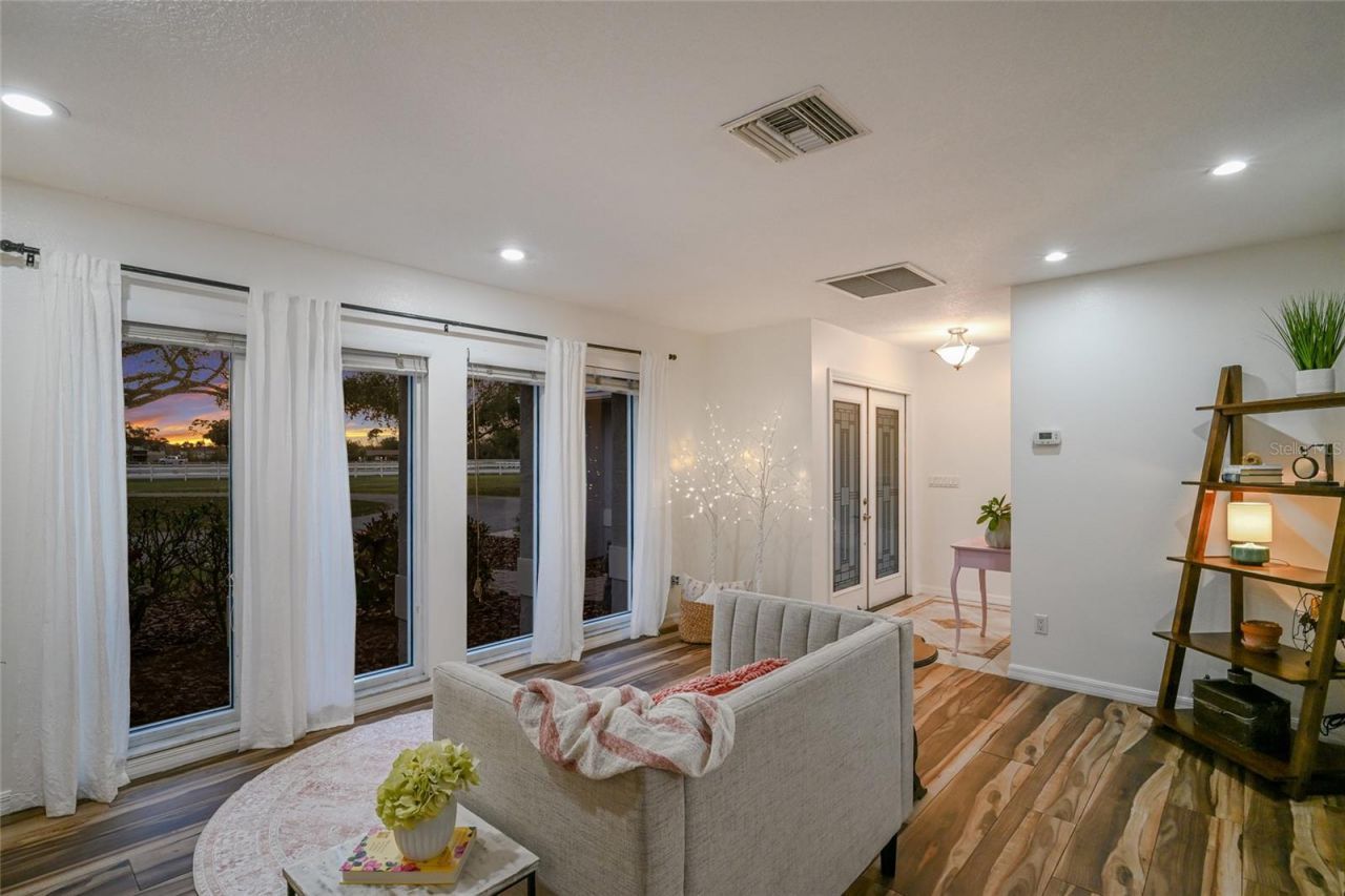 1516 Fox Creek Drive, Sarasota, FL 34240 Photo