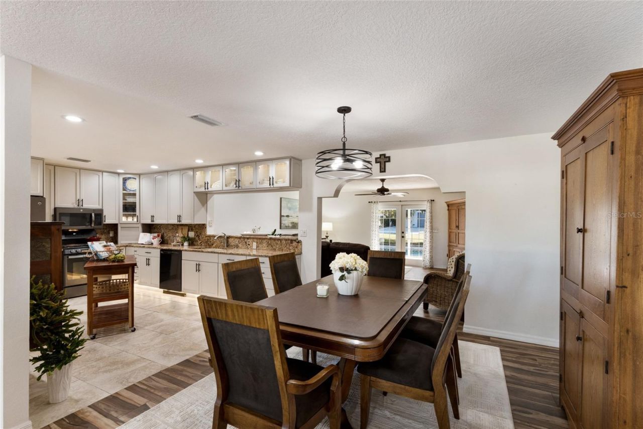 1516 Fox Creek Drive, Sarasota, FL 34240 Photo