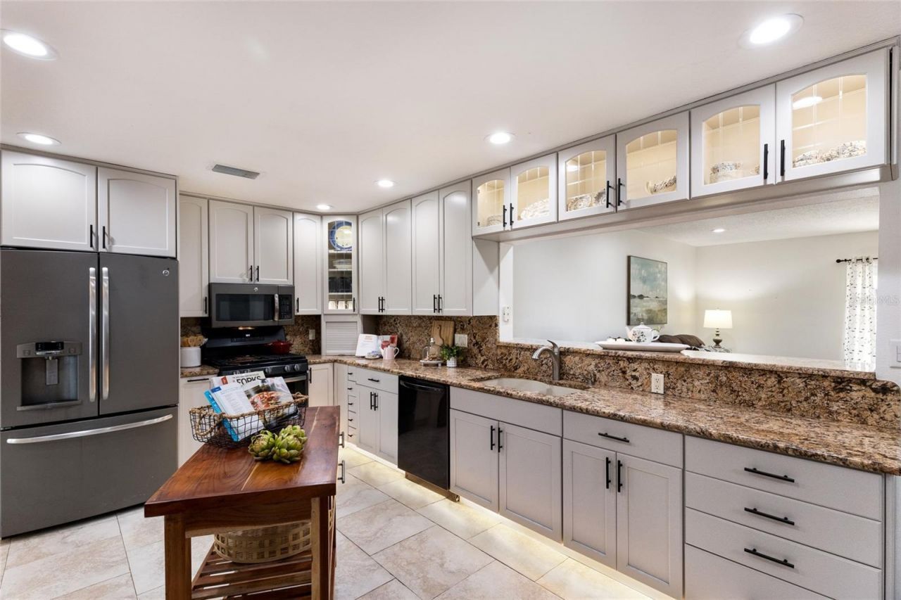 1516 Fox Creek Drive, Sarasota, FL 34240 Photo