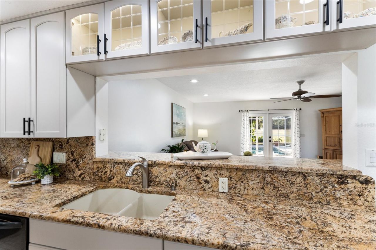 1516 Fox Creek Drive, Sarasota, FL 34240 Photo