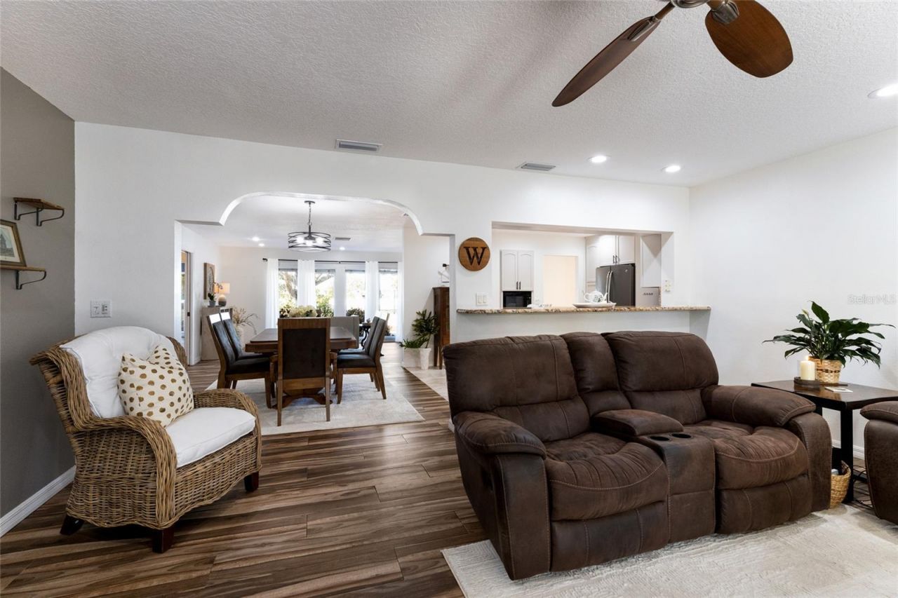 1516 Fox Creek Drive, Sarasota, FL 34240 Photo