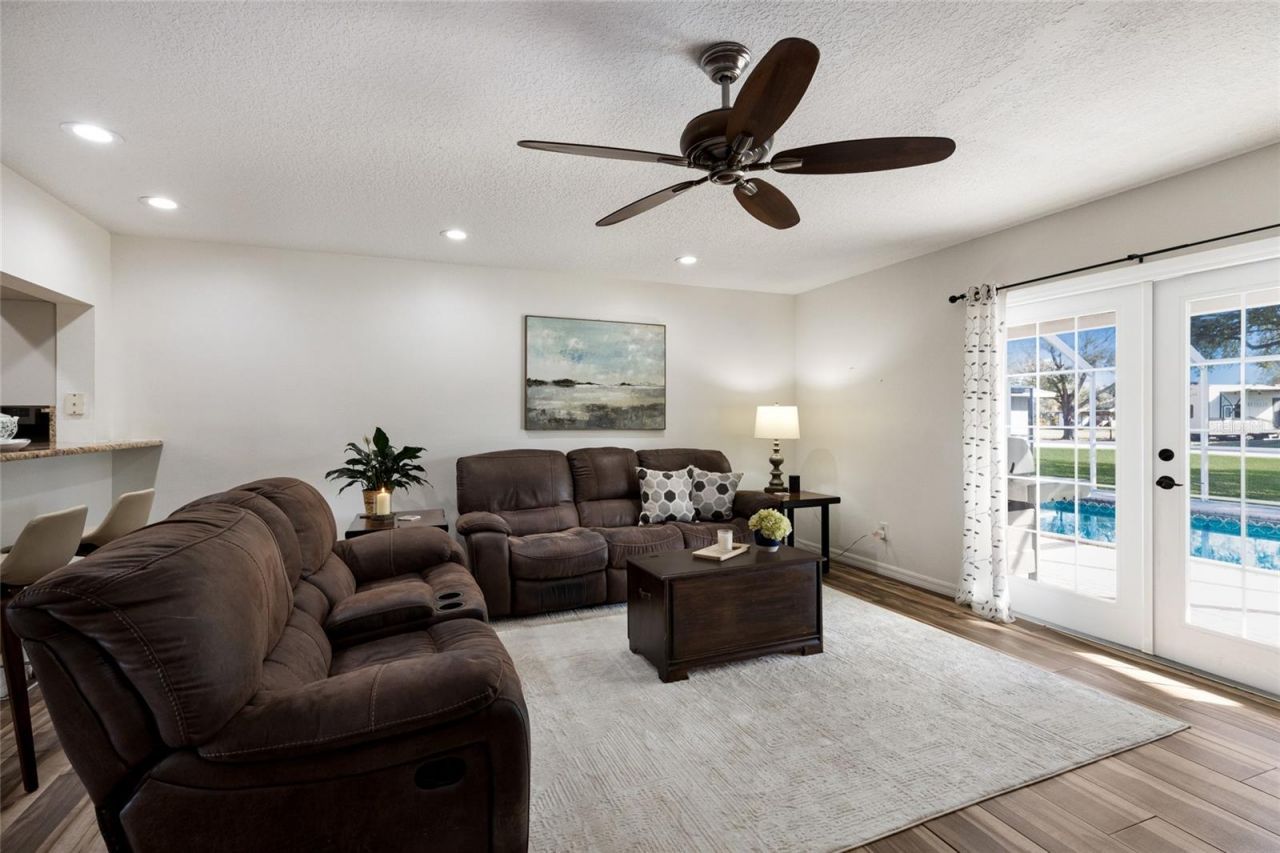 1516 Fox Creek Drive, Sarasota, FL 34240 Photo