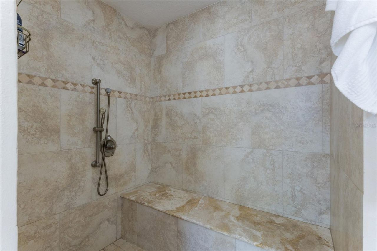 1516 Fox Creek Drive, Sarasota, FL 34240 Photo