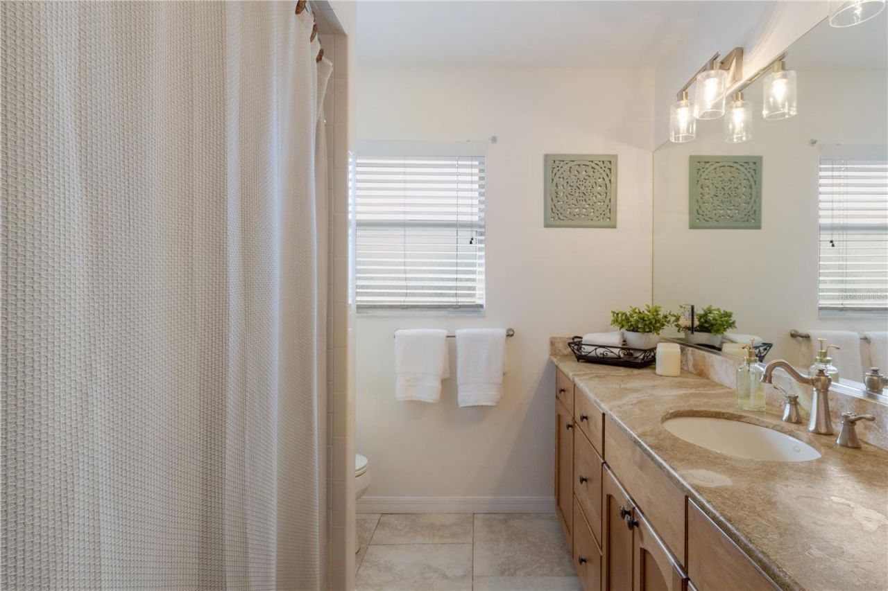 1516 Fox Creek Drive, Sarasota, FL 34240 Photo