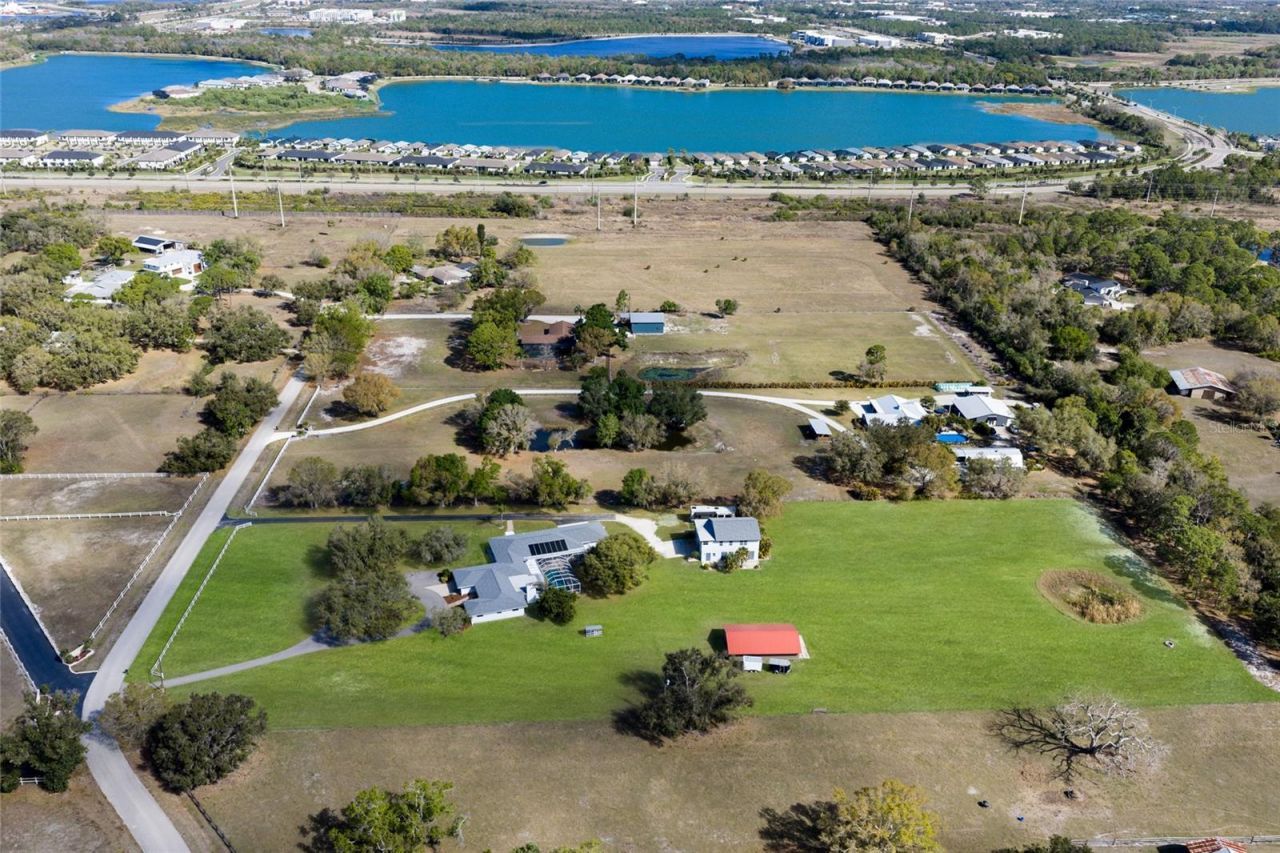 1516 Fox Creek Drive, Sarasota, FL 34240 Photo
