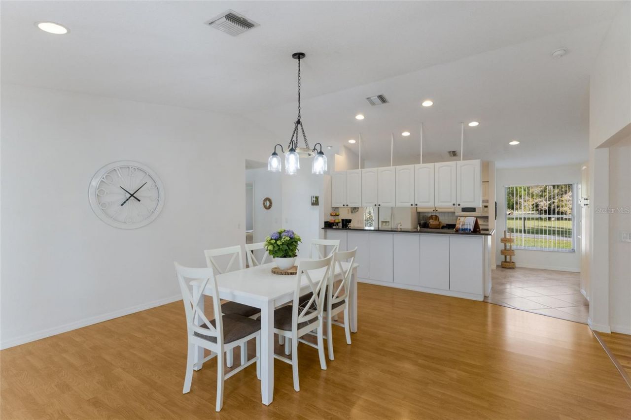 1516 Fox Creek Drive, Sarasota, FL 34240 Photo