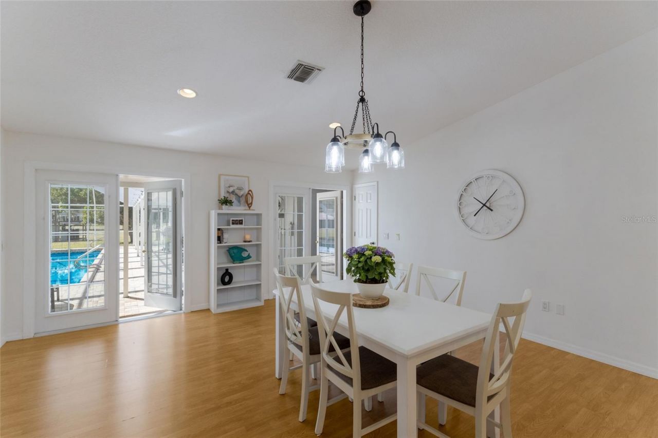 1516 Fox Creek Drive, Sarasota, FL 34240 Photo