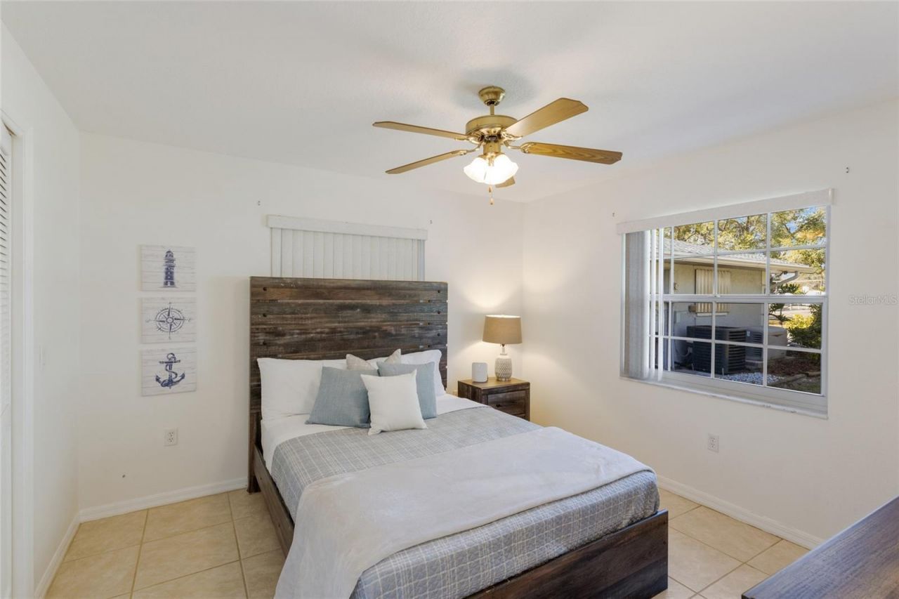 1516 Fox Creek Drive, Sarasota, FL 34240 Photo