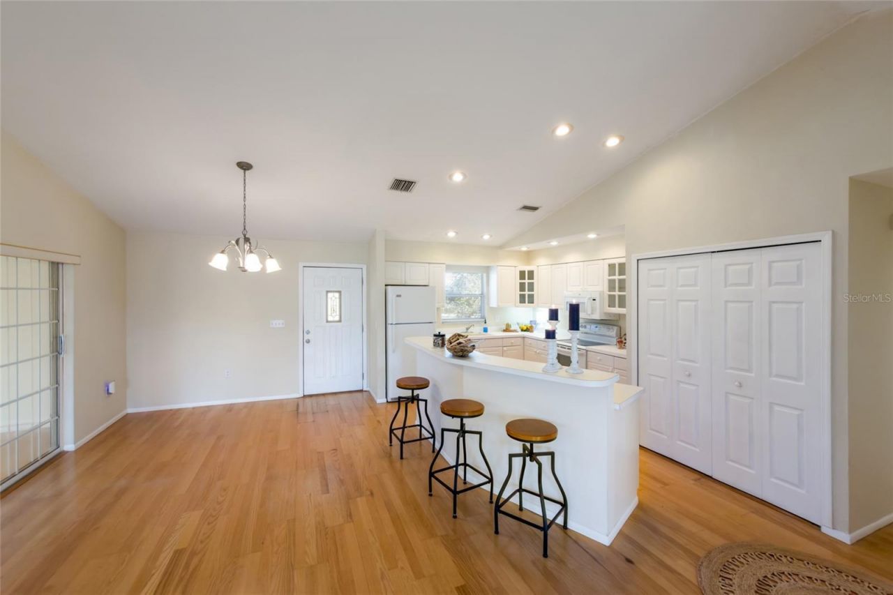 1516 Fox Creek Drive, Sarasota, FL 34240 Photo