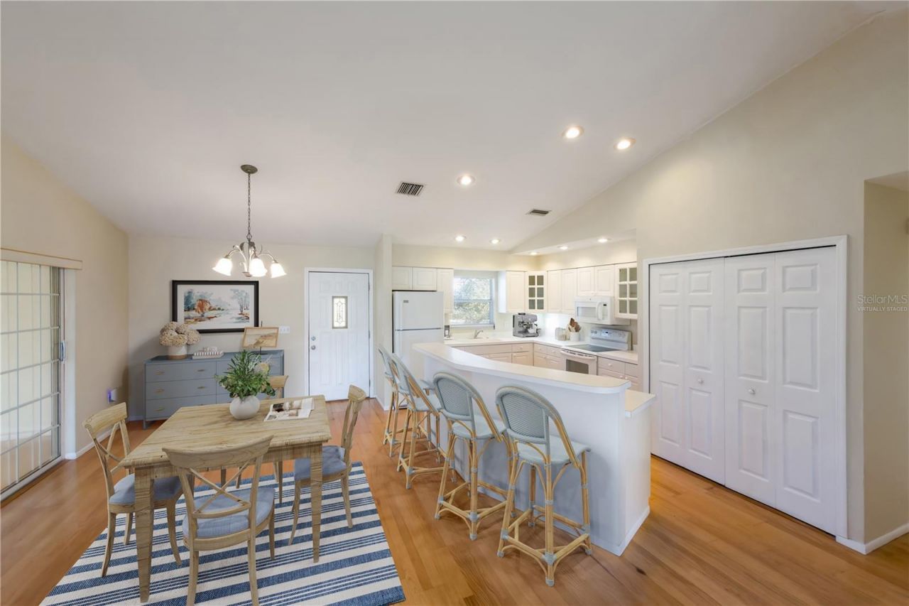 1516 Fox Creek Drive, Sarasota, FL 34240 Photo
