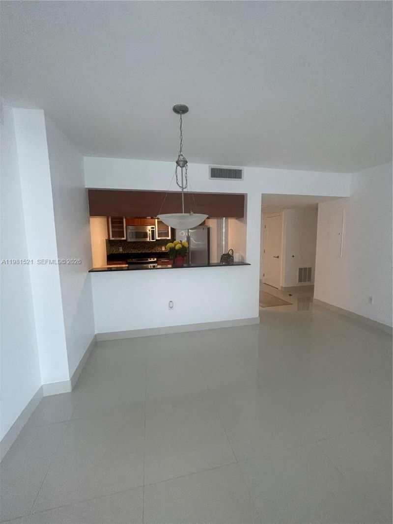 1800 N Bayshore Dr , Unit 1812, Miami, FL 33132 Photo