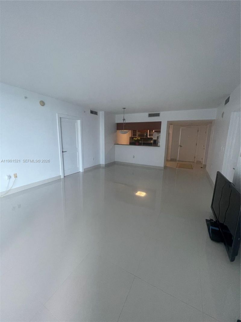 1800 N Bayshore Dr , Unit 1812, Miami, FL 33132 Photo