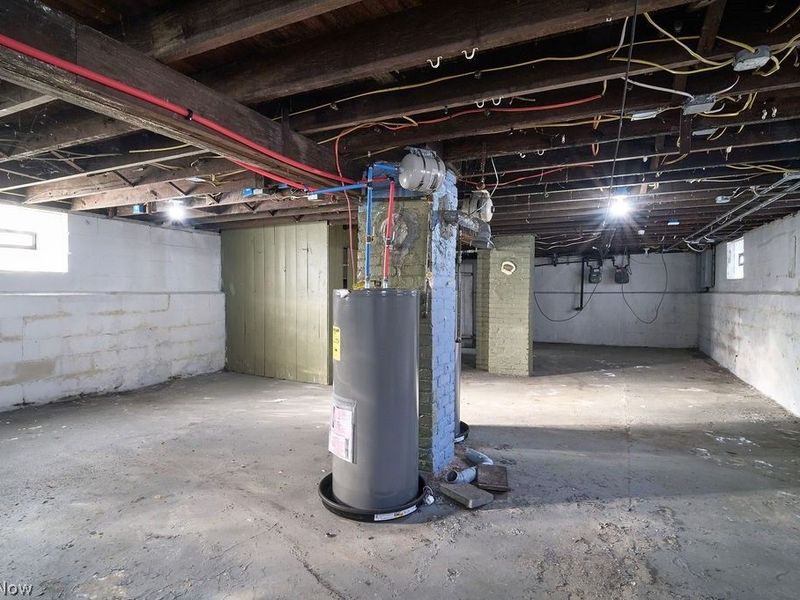 9714 Orleans Avenue, Cleveland, OH 44105 Photo 18