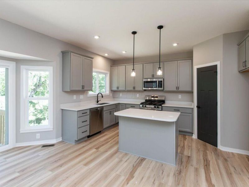 723 Francis Drive, Heath, OH 43056 Photo 5
