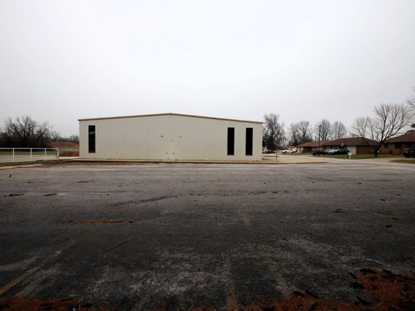931 N Walnut Avenue , Republic, MO 65738