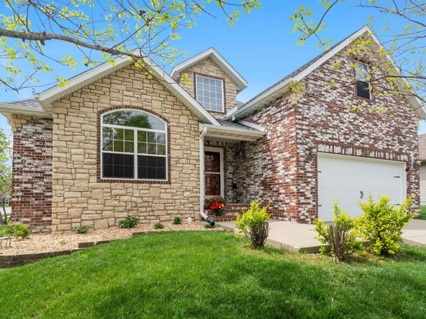 661 Greer Avenue , Nixa, MO 65714