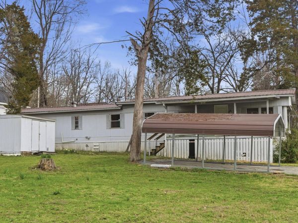 6008 Spruce Avenue , Merriam Woods, MO 65740