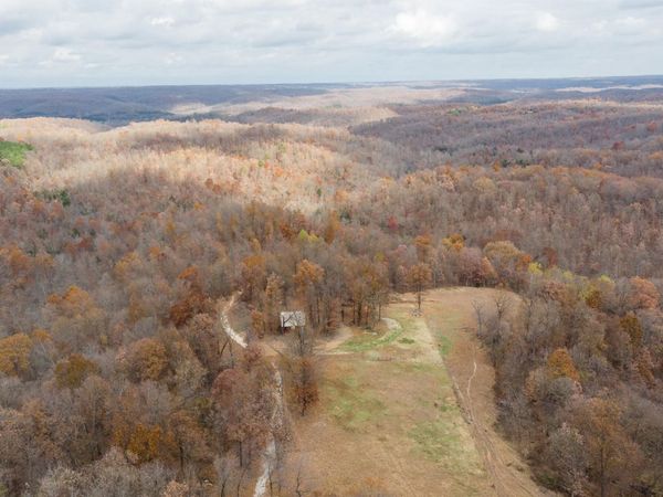 5641 Route K , Pineville, MO 64856