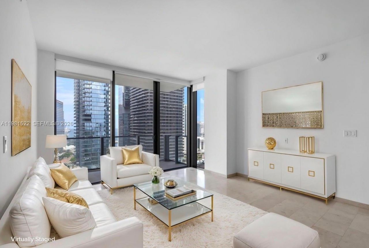 88 SW 7th St, Unit 2005, Miami, FL 33130 Photo