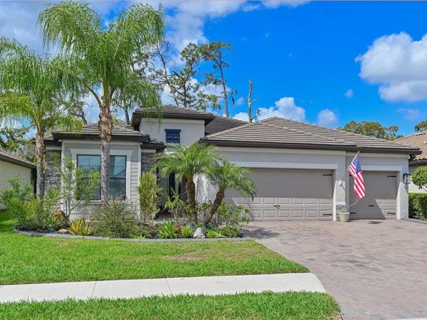 706 ACACIA COURT , BRADENTON, FL 34212