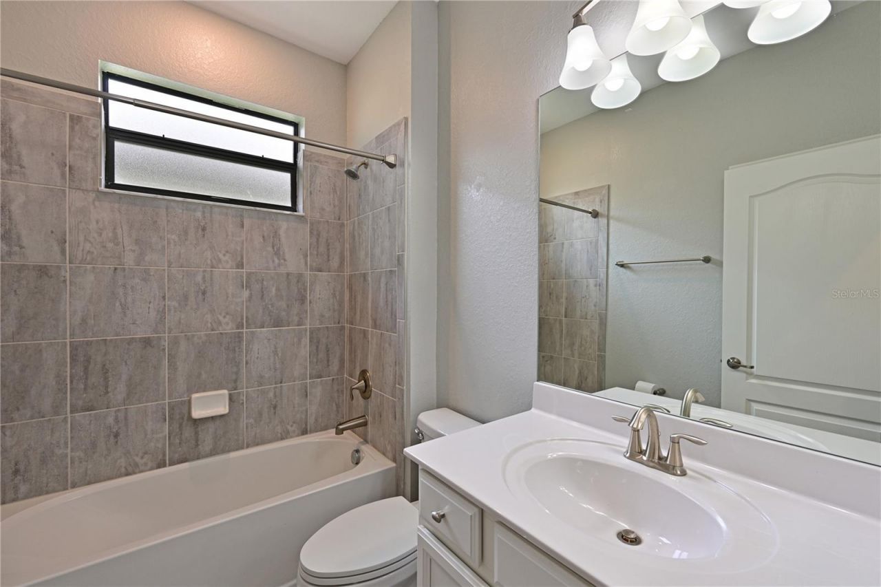 706 Acacia Court, Bradenton, FL 34212 Photo