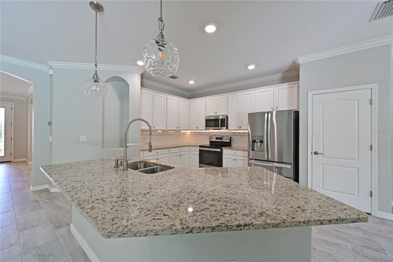 706 Acacia Court , Bradenton, FL 34212 Photo