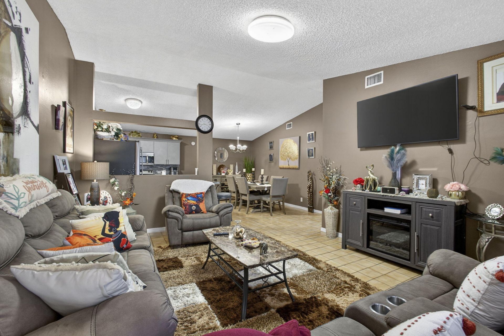 4296 Woodstock Drive, Unit D, West Palm Beach, FL 33409 Photo