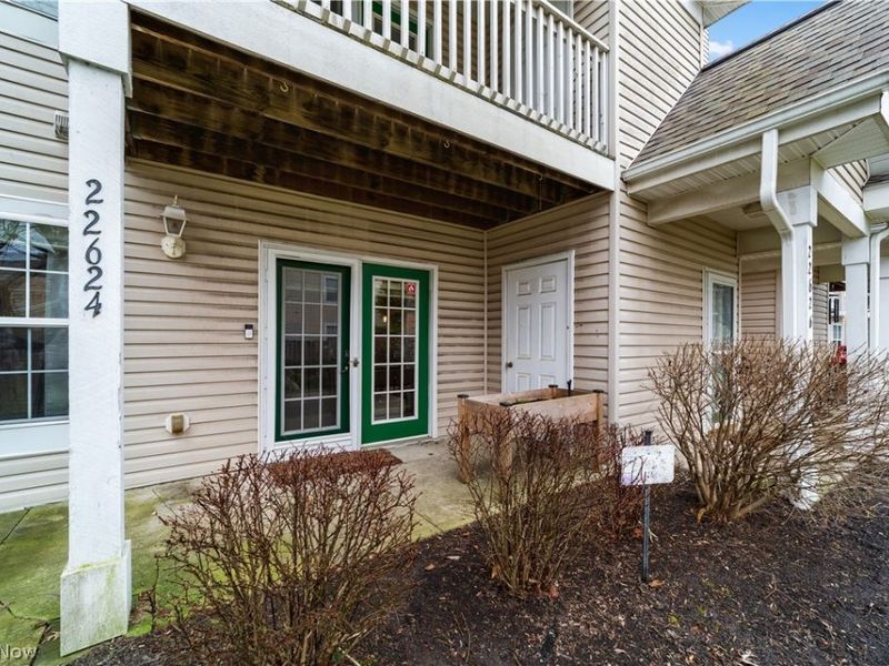 22624 Lenox Drive , Unit 712, Fairview Park, OH 44126 Photo 2