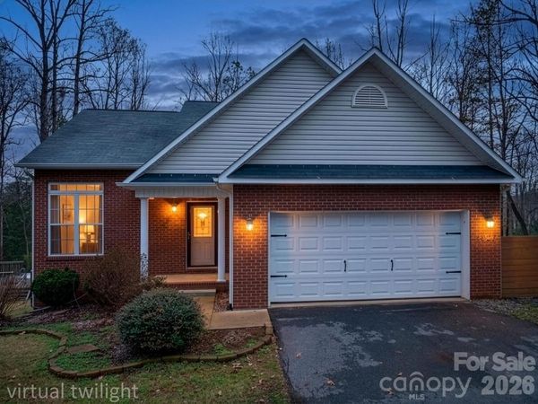 4927 Gateway Drive , Claremont, NC 28610