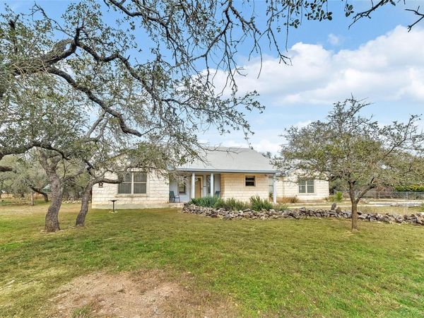 670 County Road 100, Burnet, TX 78611